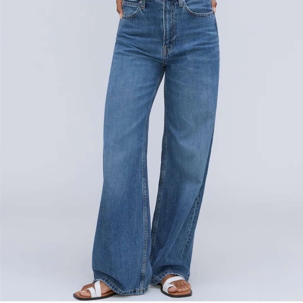 Everlane the baggy jean